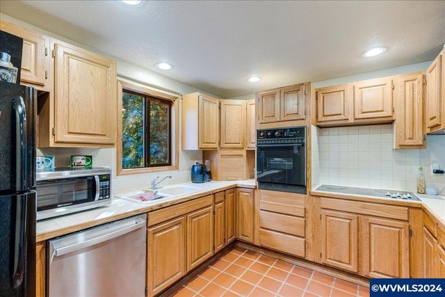 22396 S Parrot Creek Rd, Oregon City, OR 97045