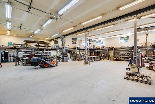 22396 S Parrot Creek Rd, Oregon City, OR 97045