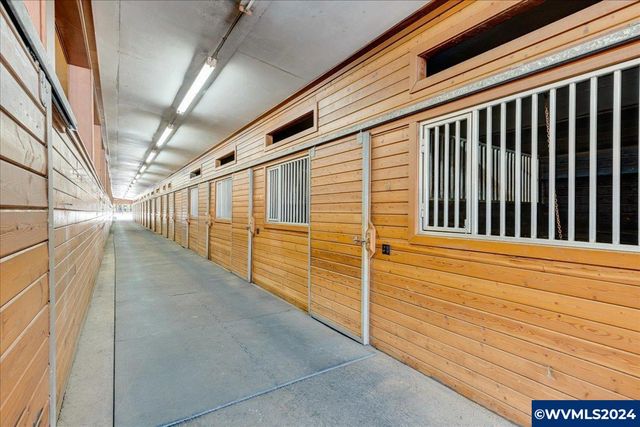 22396 S Parrot Creek Rd, Oregon City, OR 97045