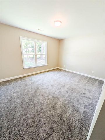 121 Maplewood Avenue, Thomasville, NC 27360