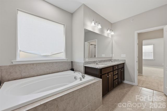 1000 Bellegray Lane NW, Concord, NC 28027