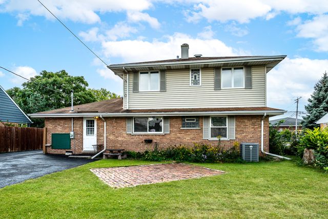 6314 W 85th Street, Burbank, IL 60459