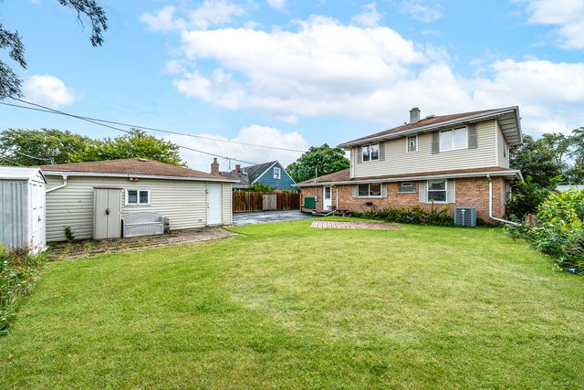 6314 W 85th Street, Burbank, IL 60459