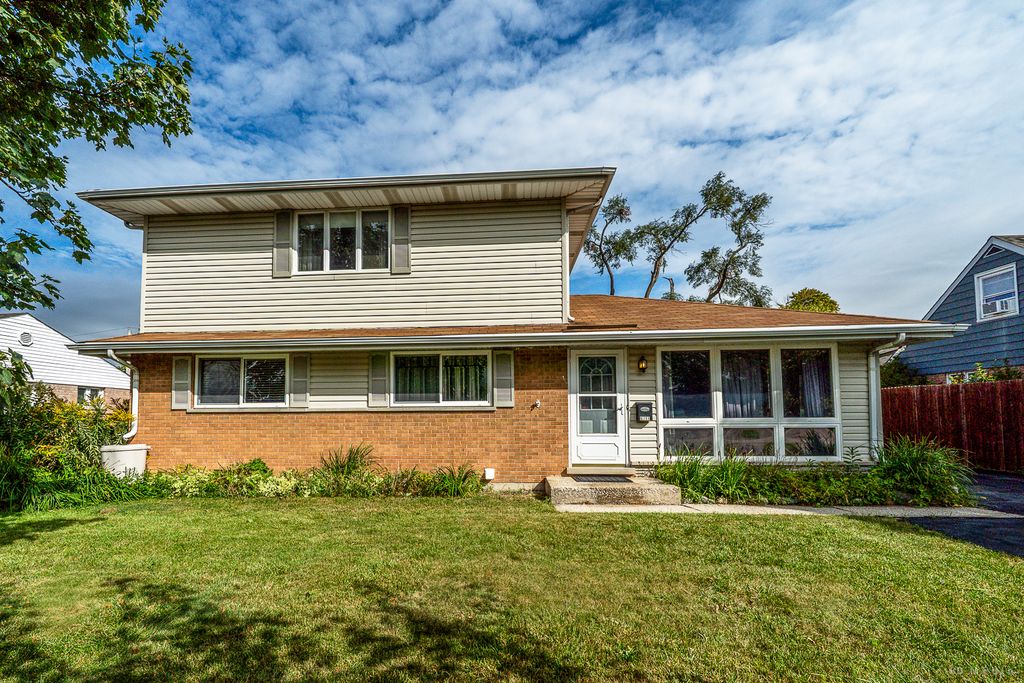 6314 W 85th Street, Burbank, IL 60459