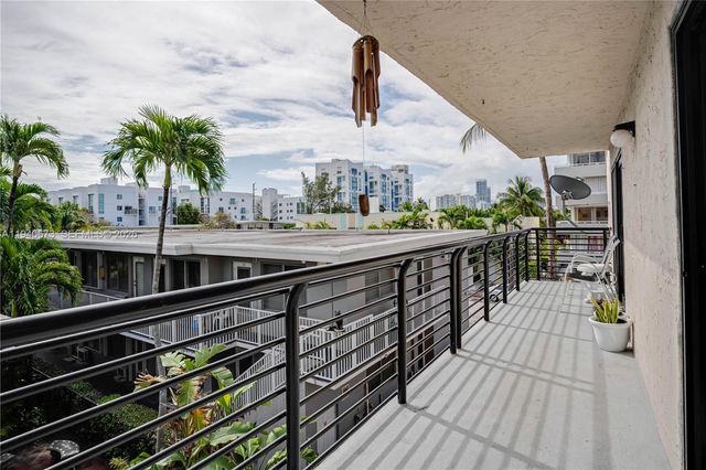 7801 Abbott Ave 302, Miami Beach, FL 33141