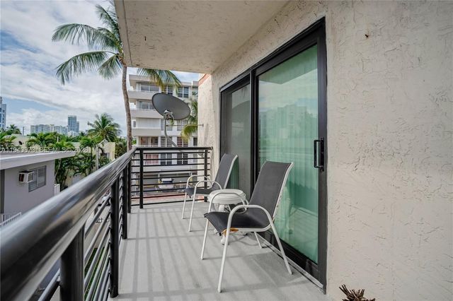 7801 Abbott Ave 302, Miami Beach, FL 33141
