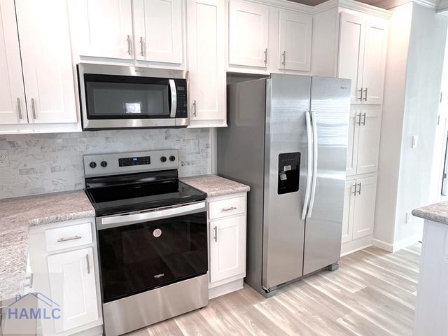 660 North Macon Street, Ludowici, GA 31313