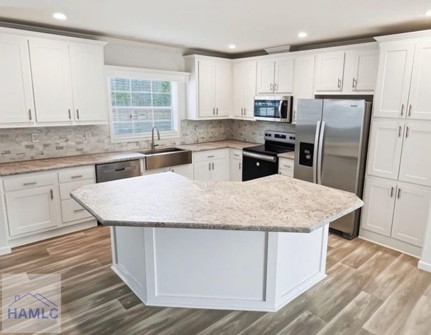 660 North Macon Street, Ludowici, GA 31313