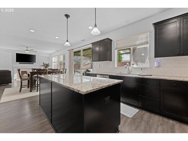 12805 Ne 102ND St, Vancouver, WA 98682