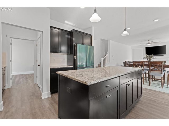 12805 Ne 102ND St, Vancouver, WA 98682