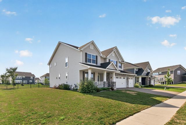 8384 Yearling Trail, Woodbury, MN 55129