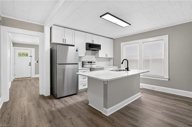 215 Uwharrie Street, Asheboro, NC 27203