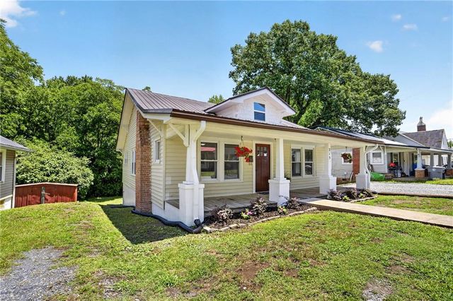 215 Uwharrie Street, Asheboro, NC 27203