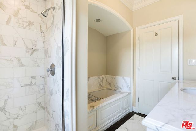 151 S RODEO Drive, Beverly Hills, CA 90212