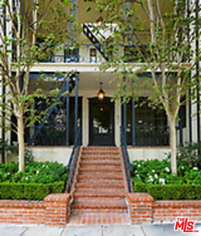 151 S RODEO Drive, Beverly Hills, CA 90212