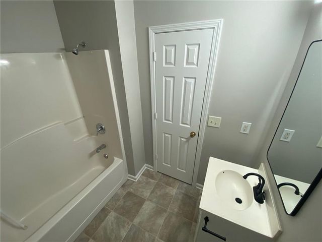 130 River Pointe Court SW 132, Lilburn, GA 30047