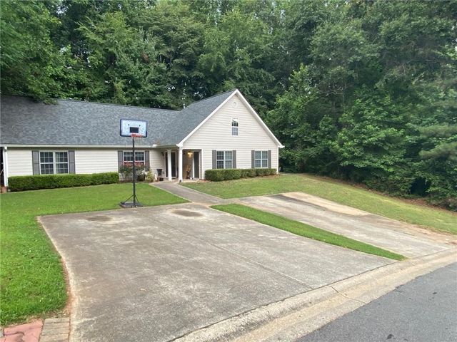 130 River Pointe Court SW 132, Lilburn, GA 30047