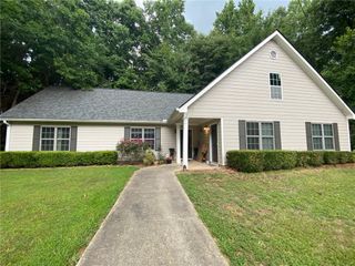 130 River Pointe Court SW 132, Lilburn, GA 30047