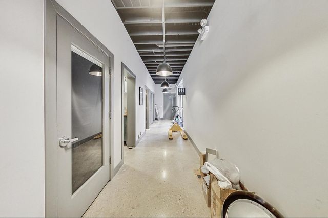 3316 N Halsted Street, Chicago, IL 60657