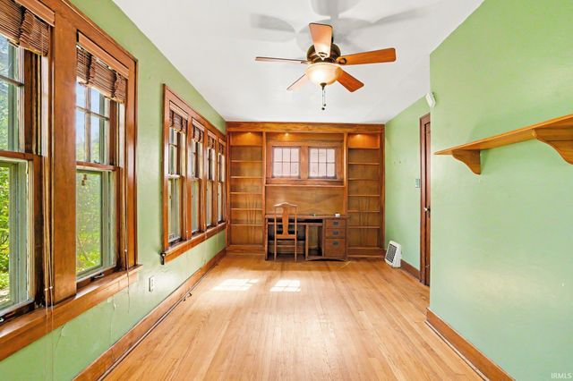 51618 Myrtle Avenue, South Bend, IN 46637