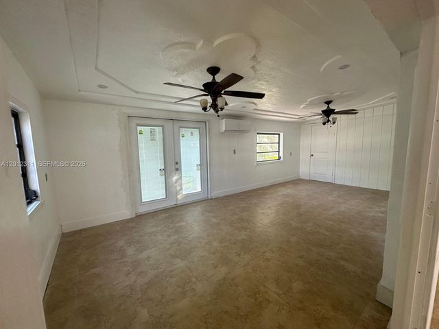 9001 SW 197th St, Cutler Bay, FL 33157