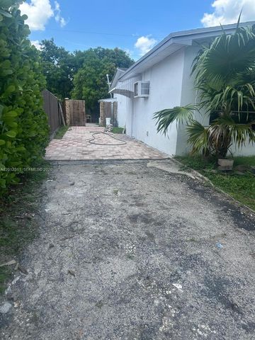 9001 SW 197th St, Cutler Bay, FL 33157
