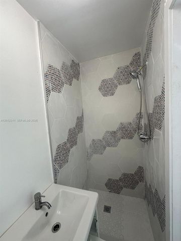 9001 SW 197th St, Cutler Bay, FL 33157