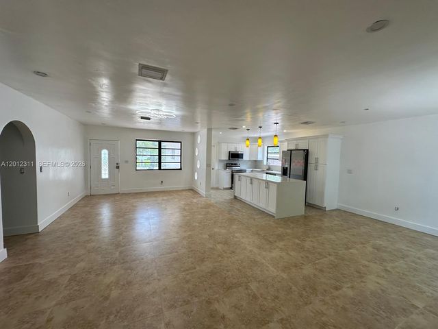 9001 SW 197th St, Cutler Bay, FL 33157