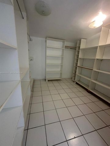 9001 SW 197th St, Cutler Bay, FL 33157