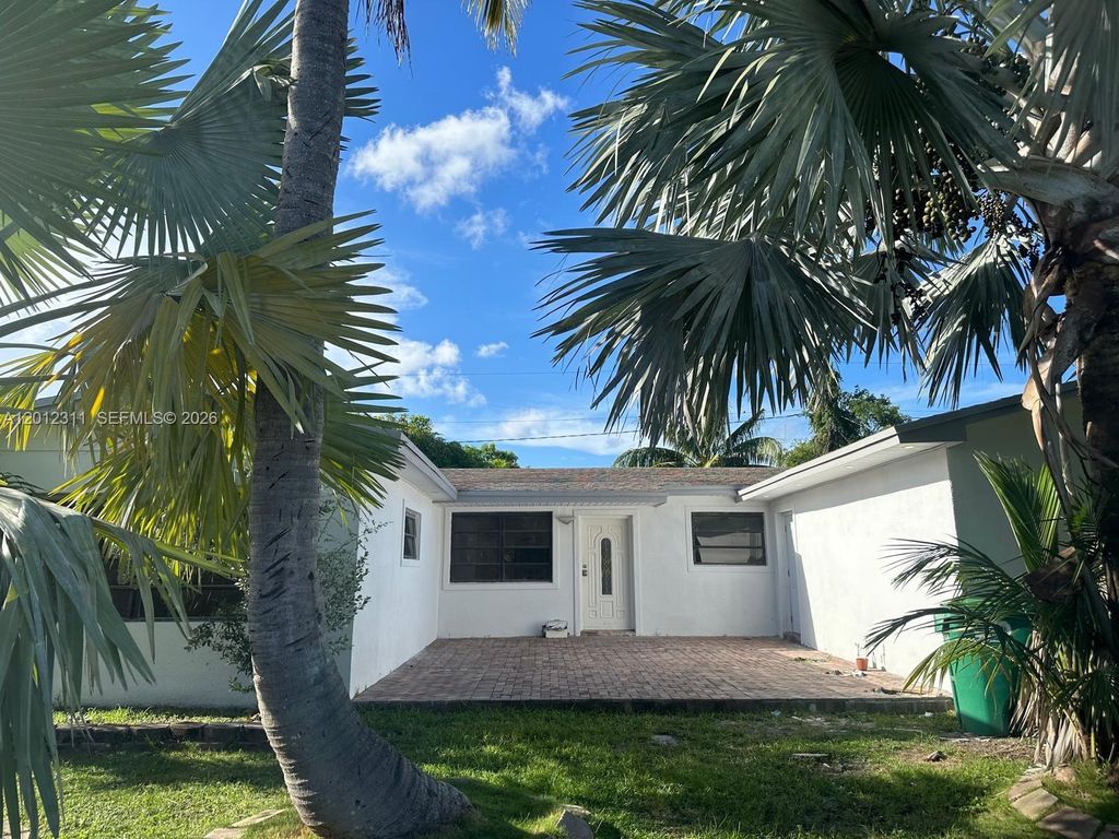 9001 SW 197th St, Cutler Bay, FL 33157