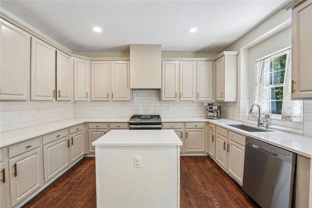 1305 Rosewood Drive, Alpharetta, GA 30005