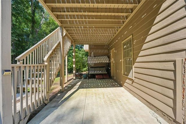1305 Rosewood Drive, Alpharetta, GA 30005