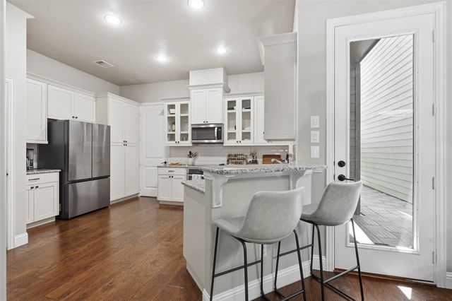 853 Rohan Drive, Richardson, TX 75081