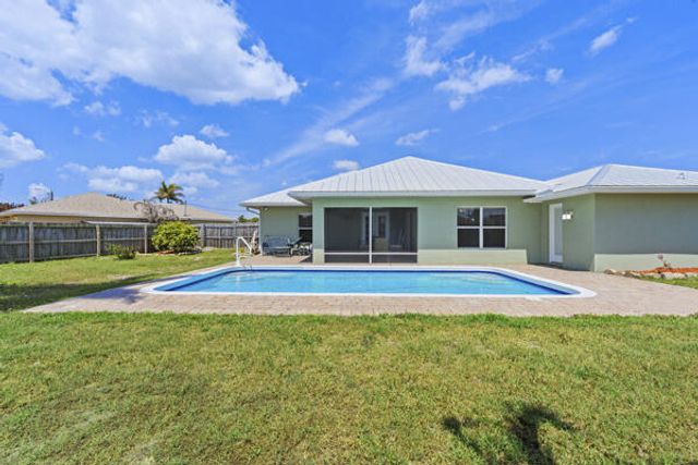 1657 SW Cefalu Circle, Port St. Lucie, Port St Lucie, FL 34953