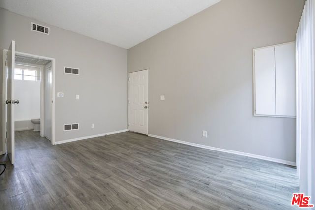 117 S Avenue 64, Los Angeles, CA 90042