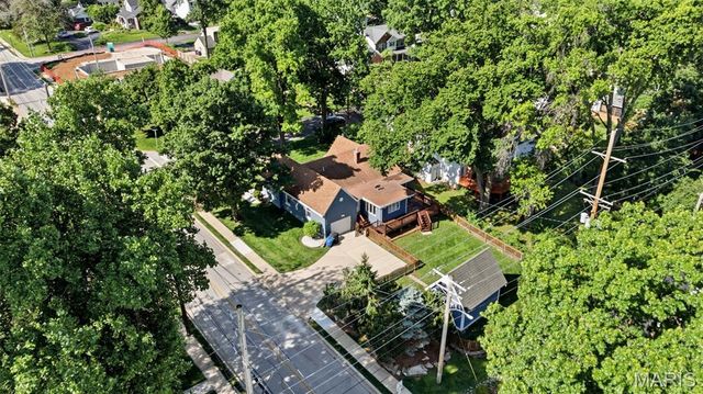 895 Brookside Drive, St Louis, MO 63122