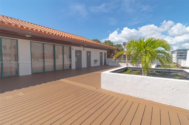 290 174th St 1902, Sunny Isles Beach, FL 33160