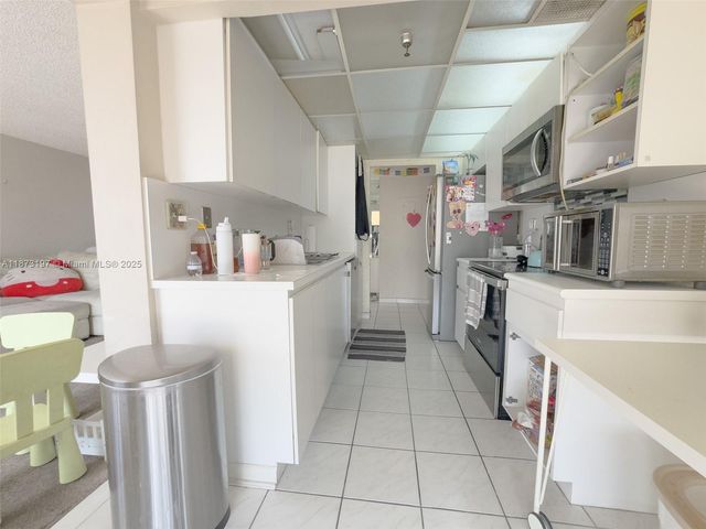 290 174th St 1902, Sunny Isles Beach, FL 33160