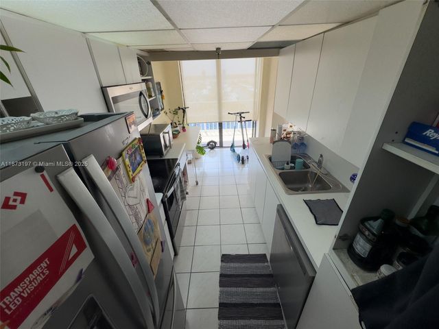 290 174th St 1902, Sunny Isles Beach, FL 33160