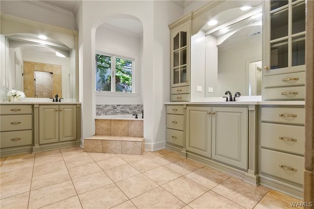 11499 Saint Joseph, Northport, AL 35475