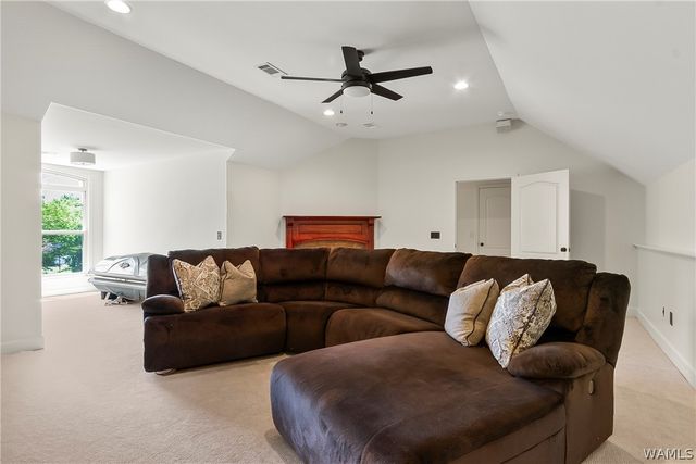 11499 Saint Joseph, Northport, AL 35475