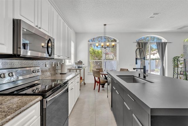 7654 NW 21st Dr, Pembroke Pines, FL 33024