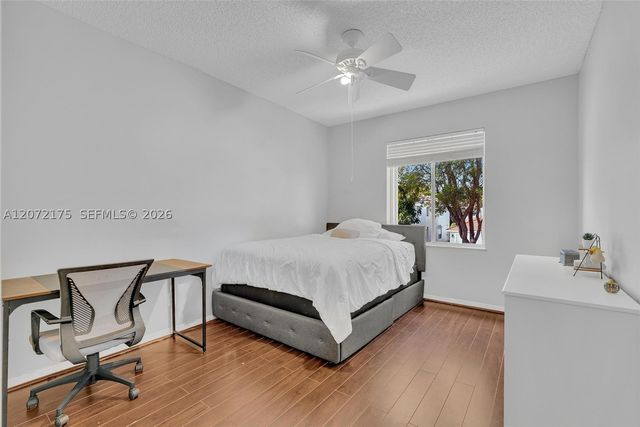7654 NW 21st Dr, Pembroke Pines, FL 33024