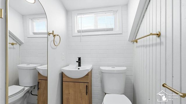 16050 Beatrice Street, Allen Park, MI 48101