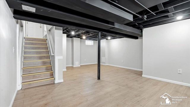 16050 Beatrice Street, Allen Park, MI 48101