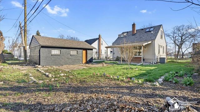 16050 Beatrice Street, Allen Park, MI 48101