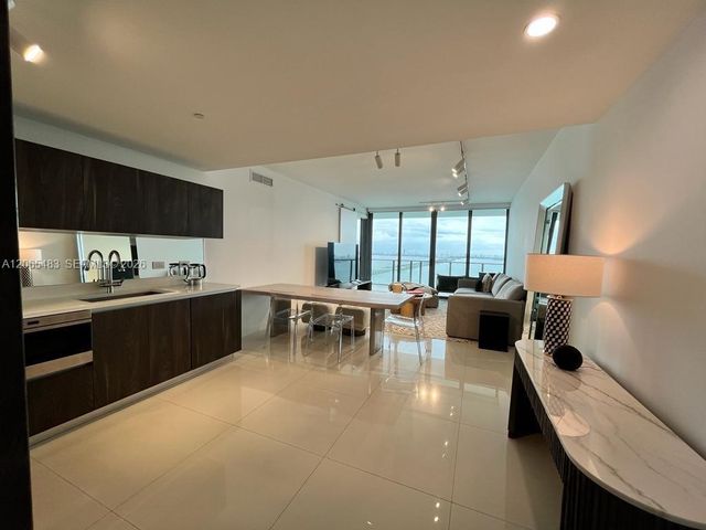 3131 NE 7th Avenue 3003, Miami, FL 33137