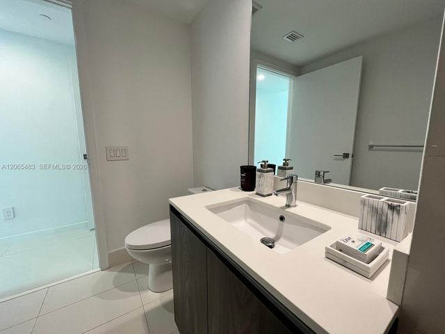 3131 NE 7th Avenue 3003, Miami, FL 33137