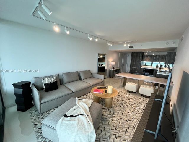3131 NE 7th Avenue 3003, Miami, FL 33137