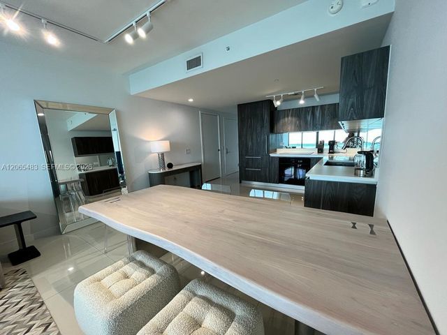 3131 NE 7th Avenue 3003, Miami, FL 33137